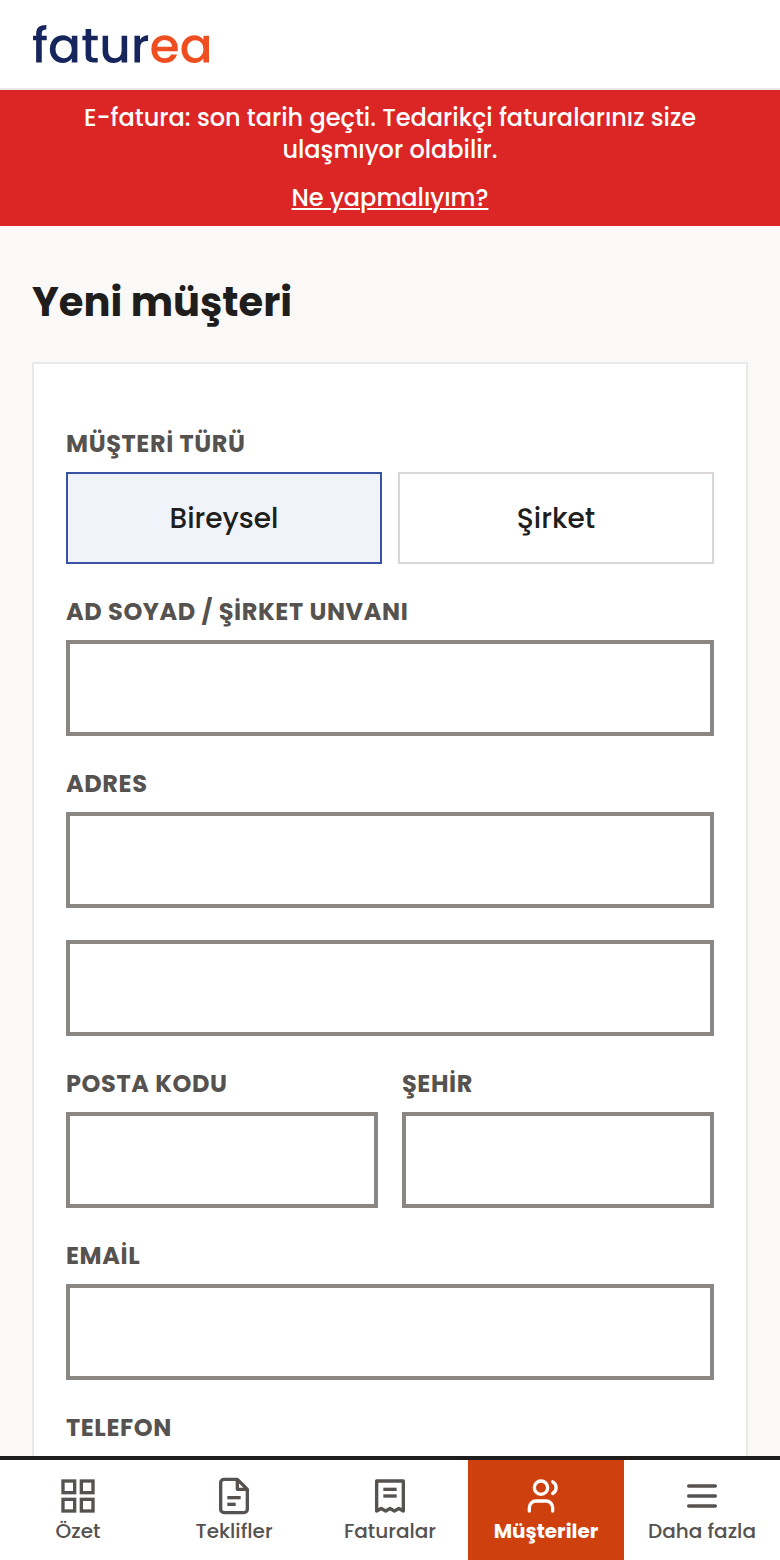 Müşteri eklerken e-posta zorunlu mu?